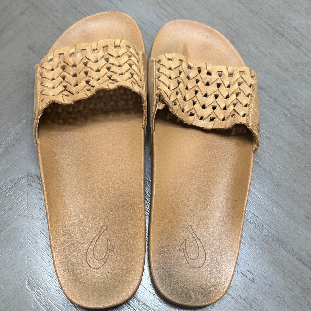 Olukai Tan Woven Sandal